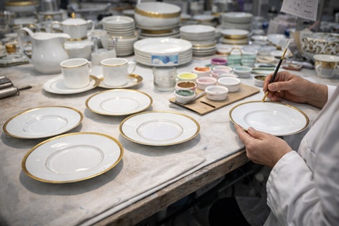 CLAIRFIELD INTERNATIONAL conseille la
cession de la manufacture J.L. COQUET à
ATELIER EXPRESSIONS