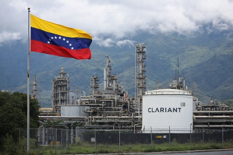 CLARIANT annonce la cession de ses
activités au VENEZUELA