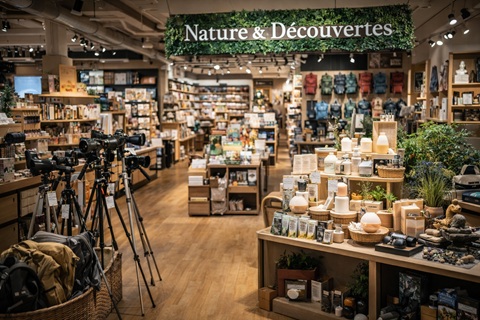 FNAC DARTY cherche à vendre NATURE &
DÉCOUVERTES