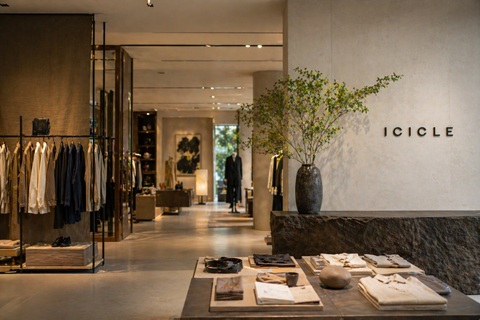 KERING prend une participation
minoritaire dans ICCF