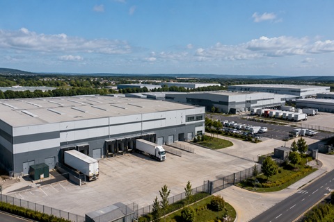 Le britannique SEGRO racheté par
l'américain PROLOGIS pour 14 mds de
livres