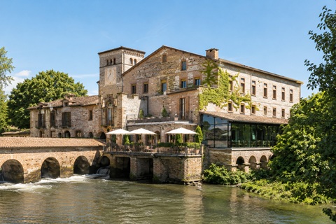 Le Toulousain Hubert FAURE rachète LE
MOULIN DE MOISSAC