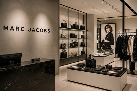 LVMH finalise la cession de MARC JACOBS
à WHP GLOBAL et G-III