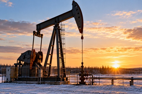 SATURN OIL & GAS acquiert COREX
RESOURCES pour 302 millions