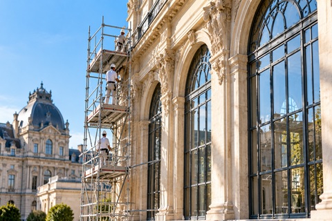 LINKERS a conseillé AURIGE lors de
l'acquisition d'HEFI