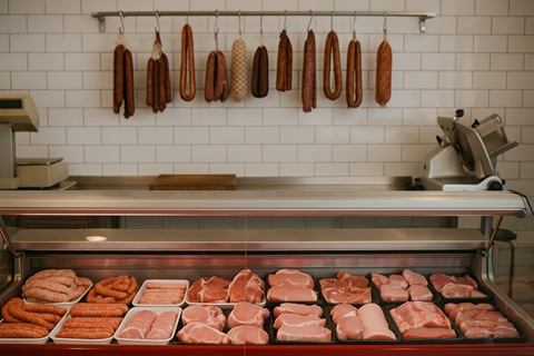 COGEP TRANSMISSION accompagne
l'acquisition d'une société de
transformation et conservation de viande