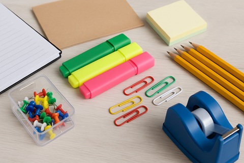 COLRUYT cède l'enseigne DREAMBABY à
SUPRA BAZAR