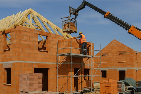 BTP TRANSMISSION et AXYLIS accompagnent
la reprise de la société ALAIN LE NY par
trois de ses cadres dirigeants